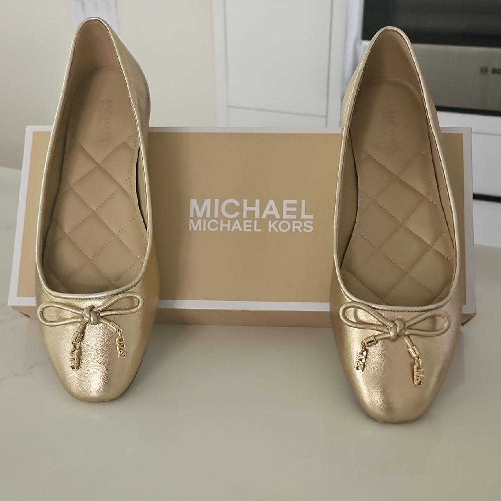 Michael Kors Metallic Gold Flats - Picture 1 of 5